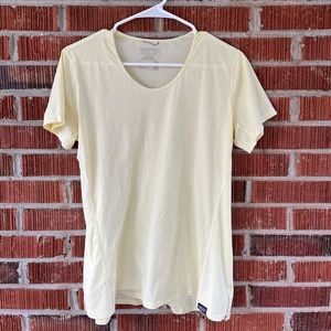 Lightweight Patagonia T-shirt L